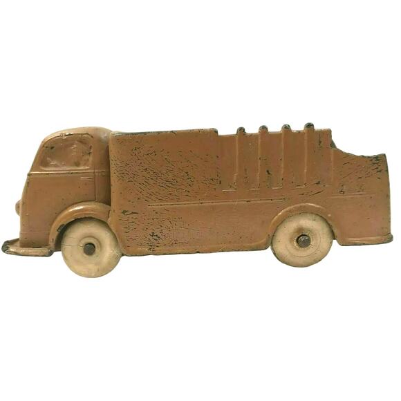 Vintage Auburn Rubber 1937 International Cabover Truck Brown - Picture 2 of 8